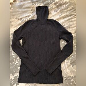 Everlane Black Turtleneck Sweater